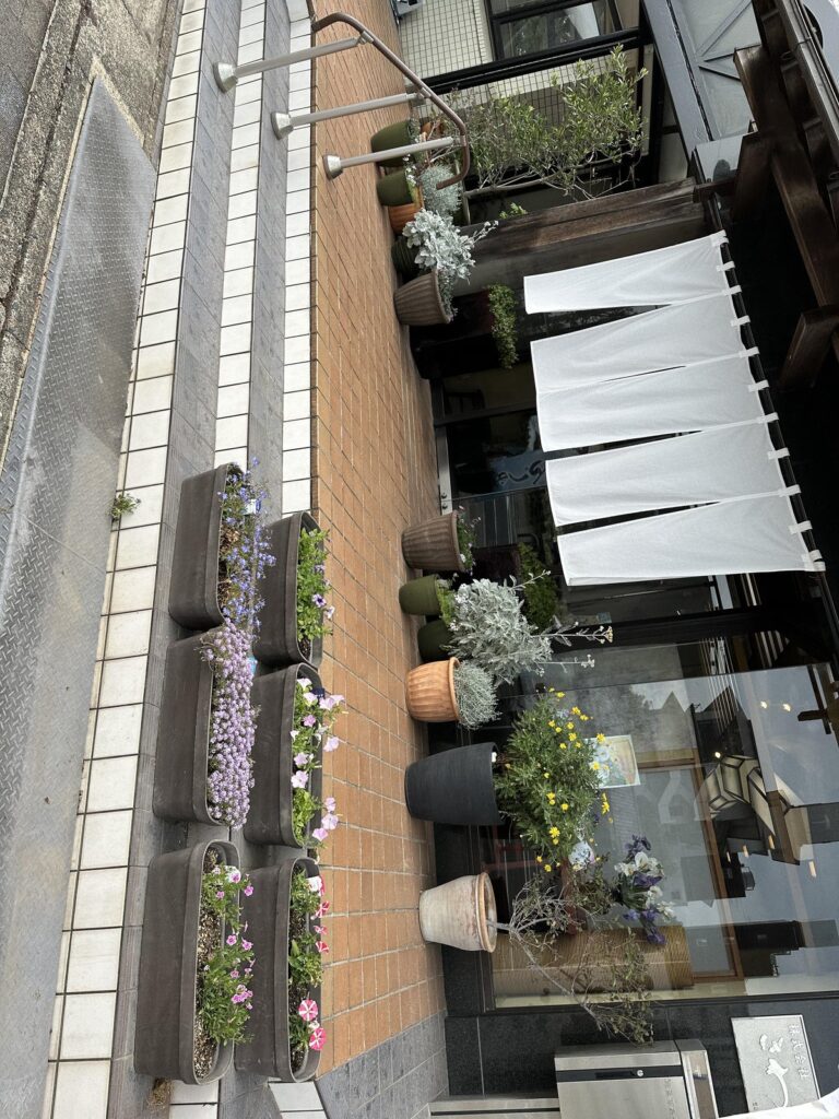 さわだ