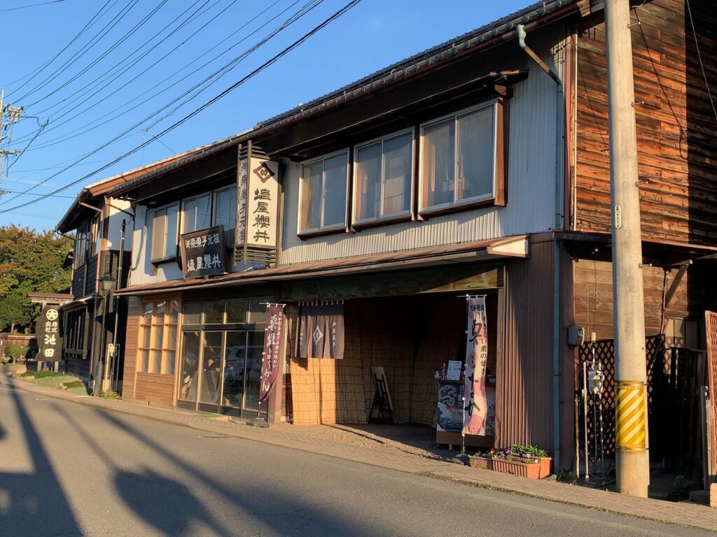 小布施・塩屋櫻井